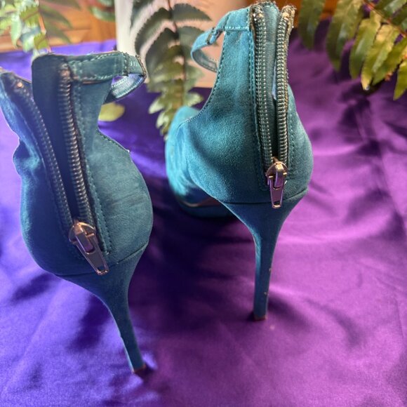 📌JustFab Turquoise Pointed Toe Suede 5.5 " High Heel Pumps with Ankle Straps - Picture 6 of 13